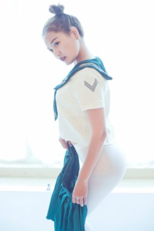 裸体美女游戏_720高清在线观看